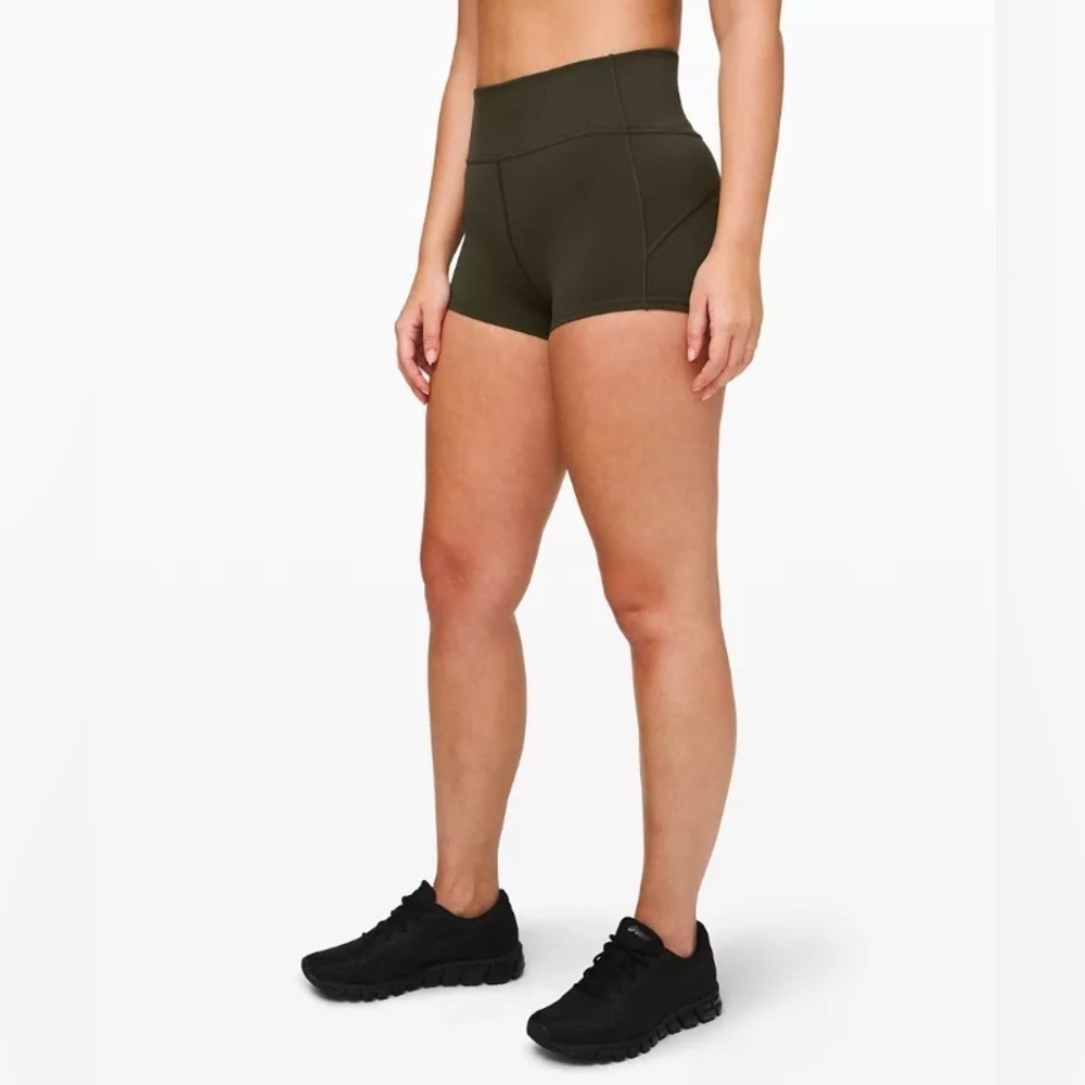 Lululemon Black In Movement HR Shorts 2.5” Size 6 sports running fitted